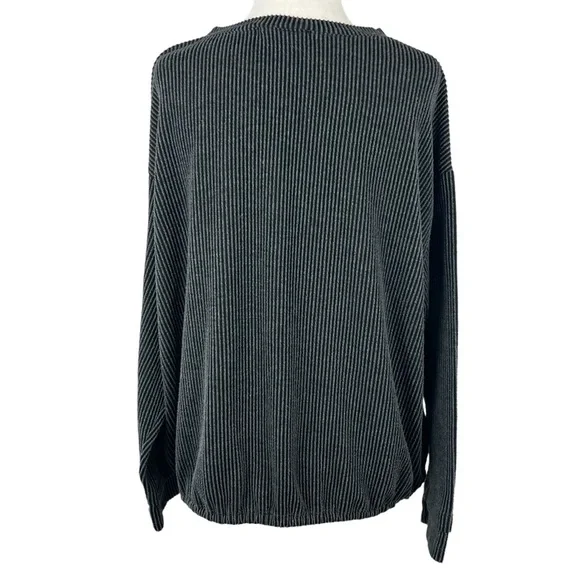 𝅺molly GREEN TEXTURED WOMEN'S TOP WITH‎ TIE WAIST - Picture 2 of 11